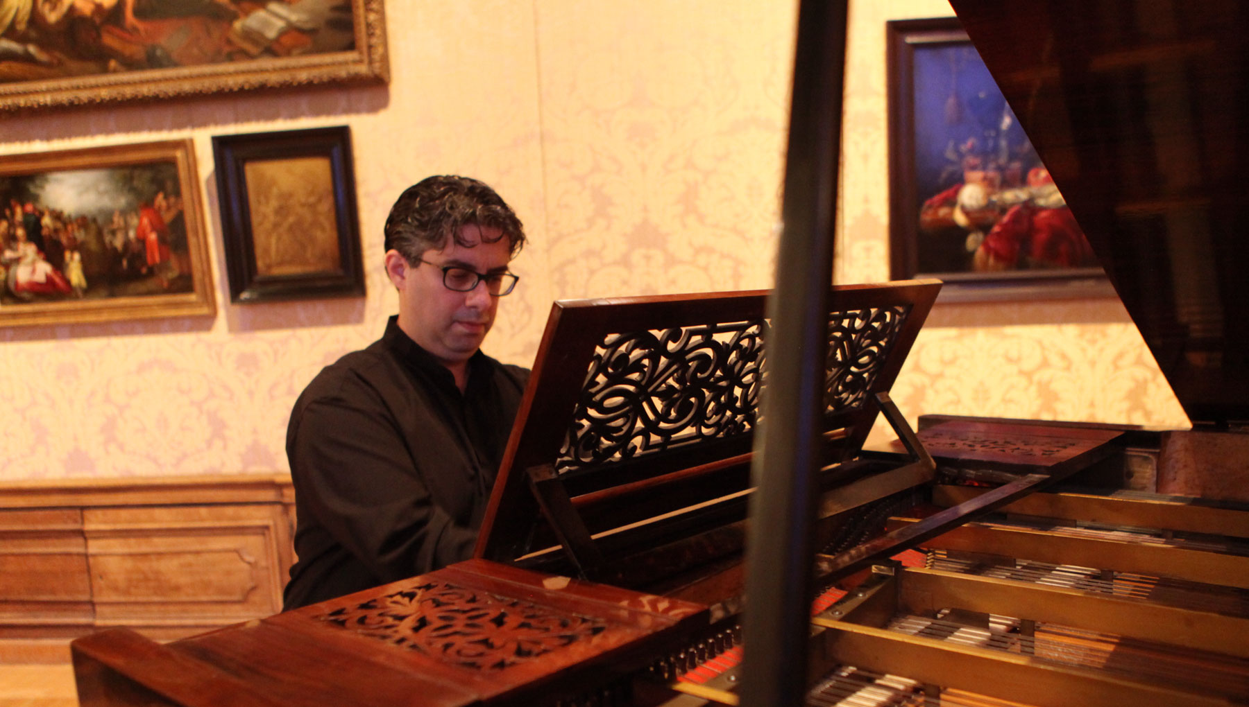 Assaf Sommer in het Cromhouthuis Amsterdam