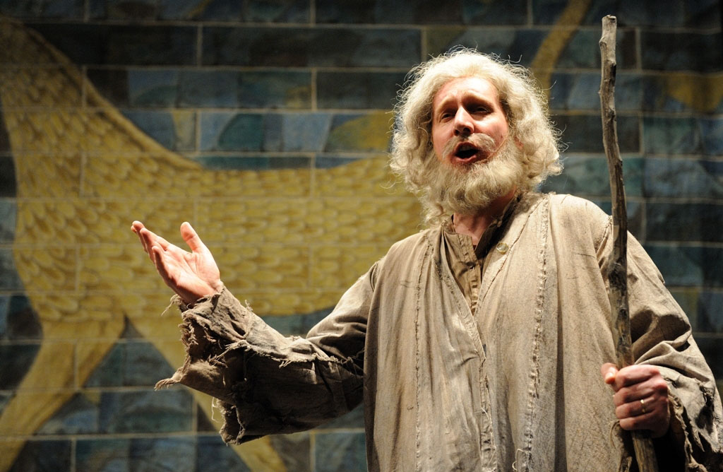 Frits Kamp in de opera Nabucco
