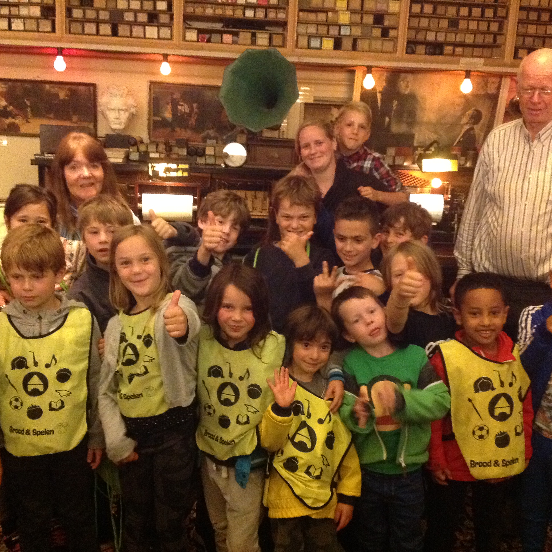 Kasper Janse en kinderen van Theo Thijssen bso