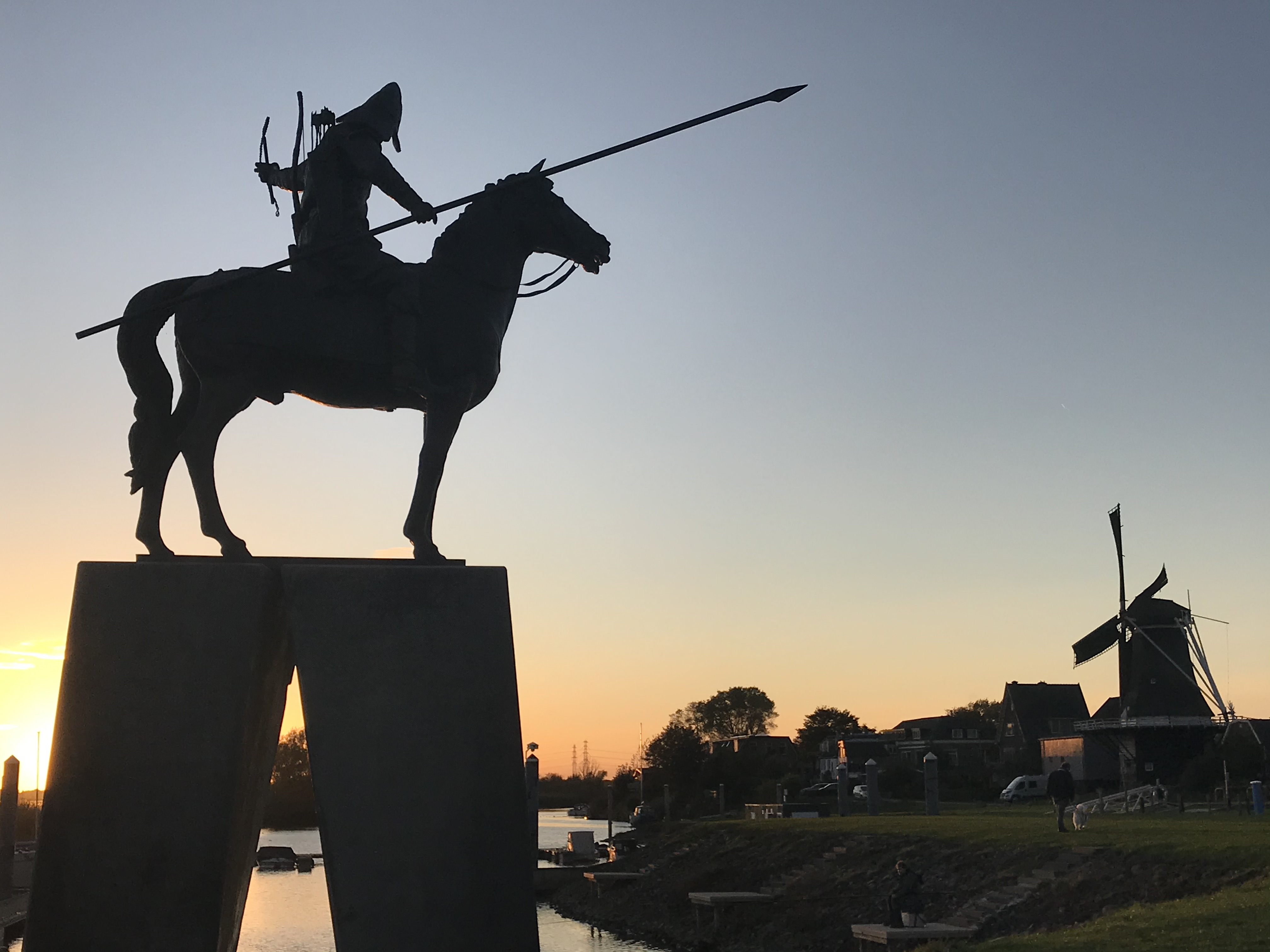 Basjkiers Ruiterbeeld (Bashkir Rider's Statue) || Veessen, foto Roland Spek