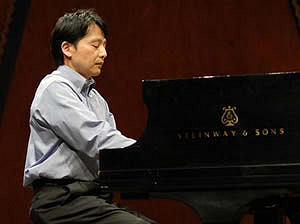 Manabu Takasawa - piano