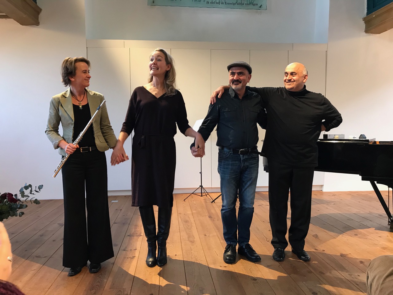 vlnr: Barbara Langendijk, Esther Floor, Babak Amiri en Hamid Tabatabaei (Uilenburger Sjoel, 17 feb. 2019)