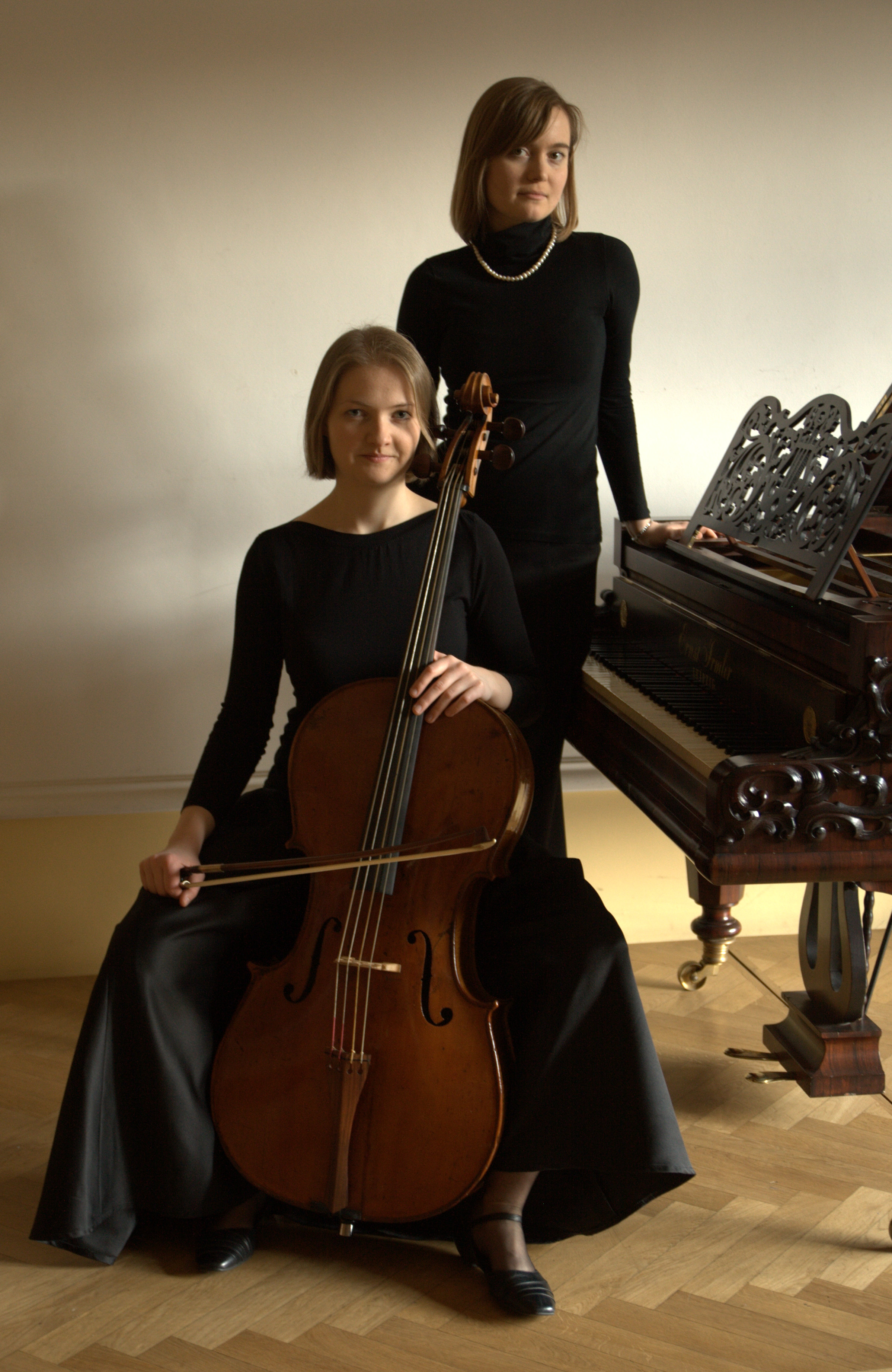 Joanna Owszarek - fortepiano en Maria Misiarz - cello