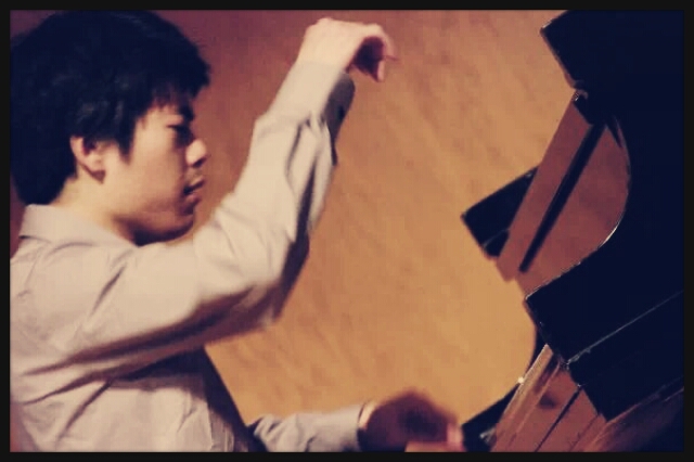 Shin Hwang 
