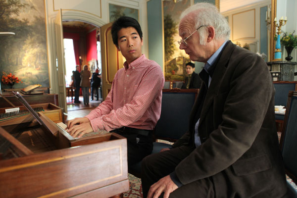 Shin Hwang neemt deel aan masterclass door Stanley Hoogland op 8 oktober 2013 tijdens het Geelvinck Pianoforte Festival 2013