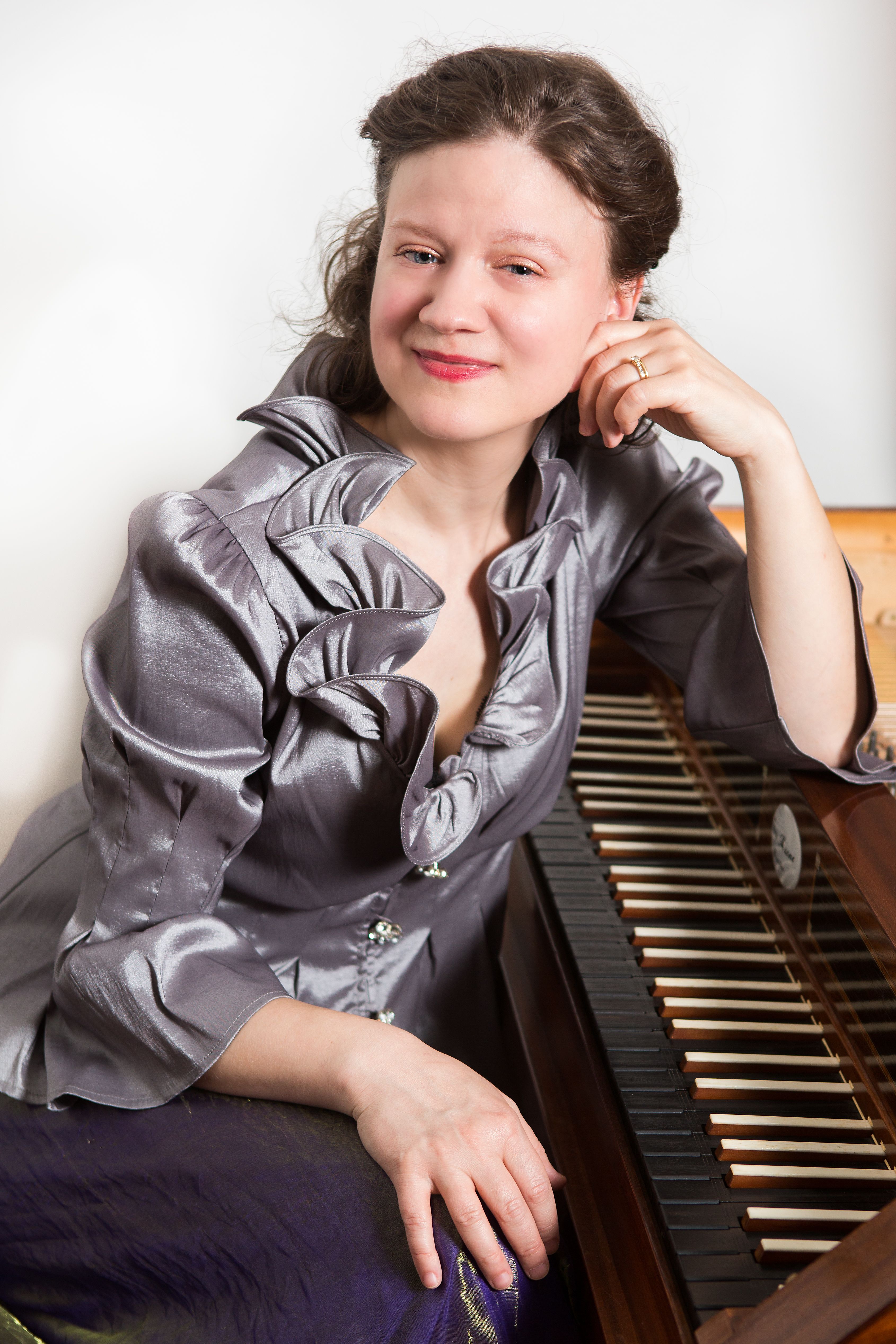 Sylvia Berry aan fortepiano
