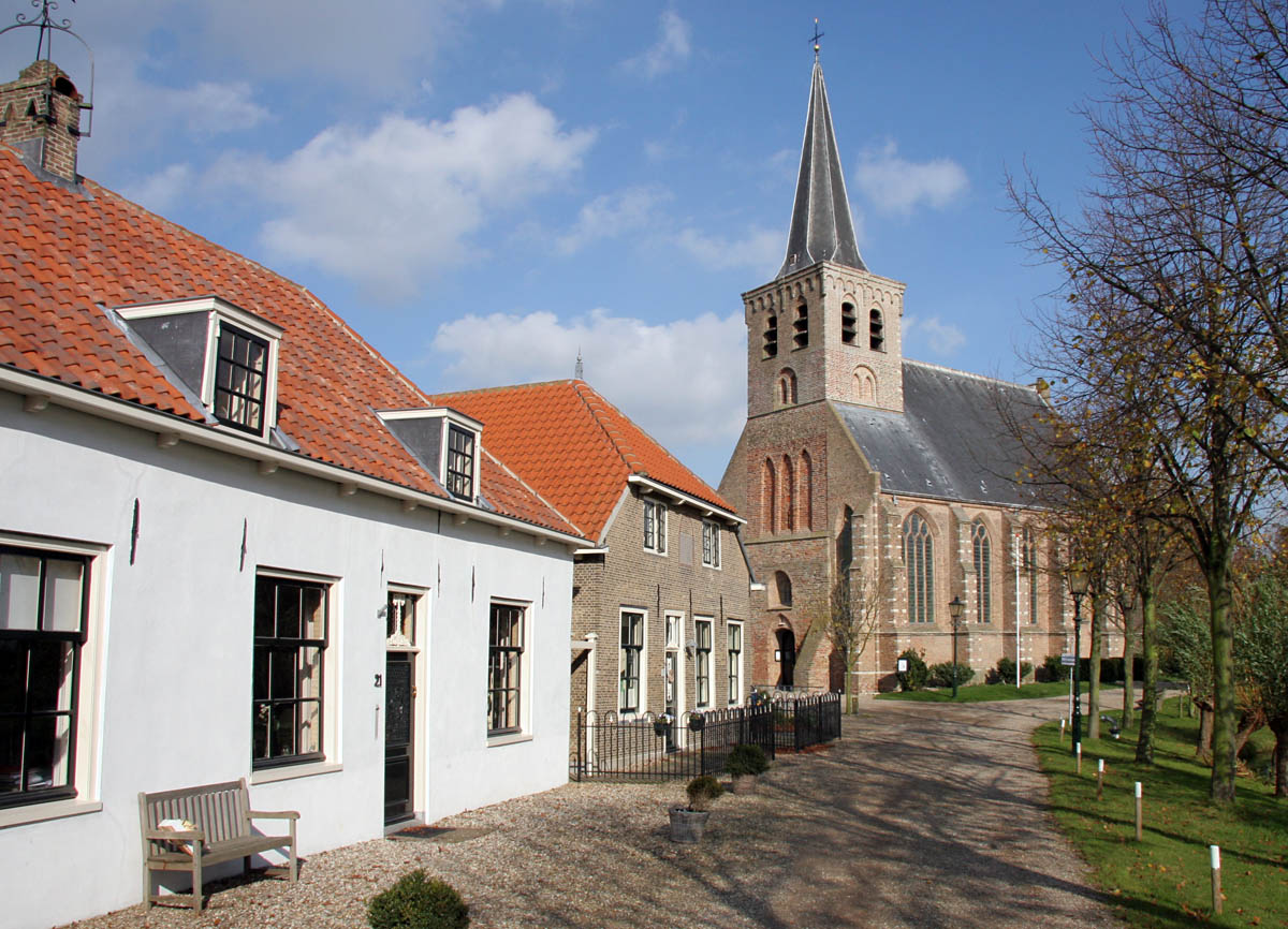 't Woud dorpsgezicht met kerkje